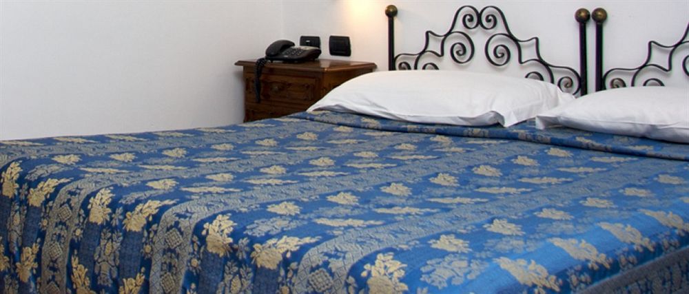 Hotel Sole Roma Buitenkant foto